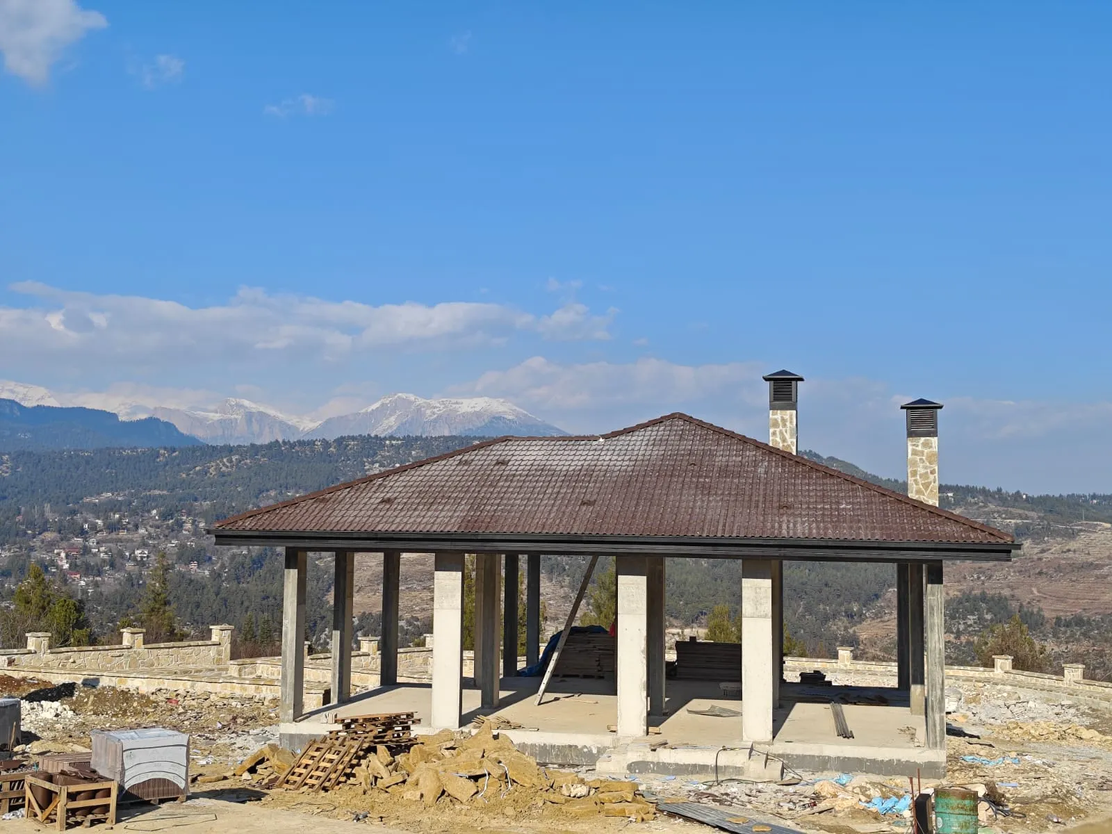 Ahsap Yayla Evi Pencere
