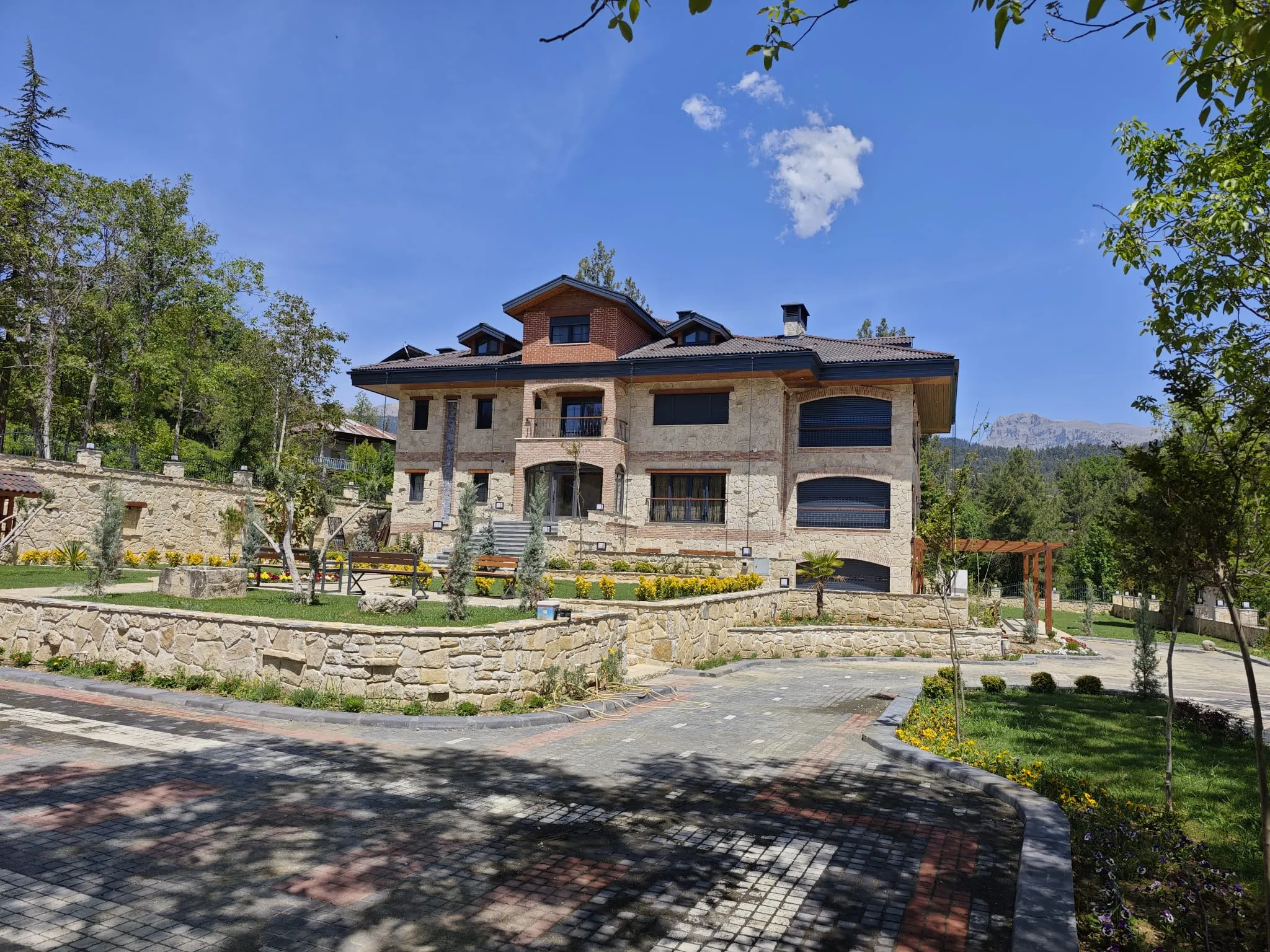 Lüks Villa Mobilyaları - Özel Üretim Mobilya
